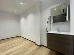 Haig Road (D15), Retail #527570481